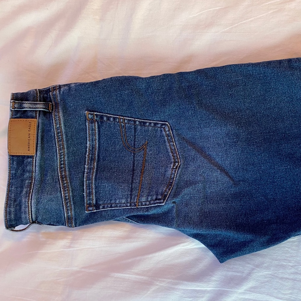 like new american eagle jeans!!